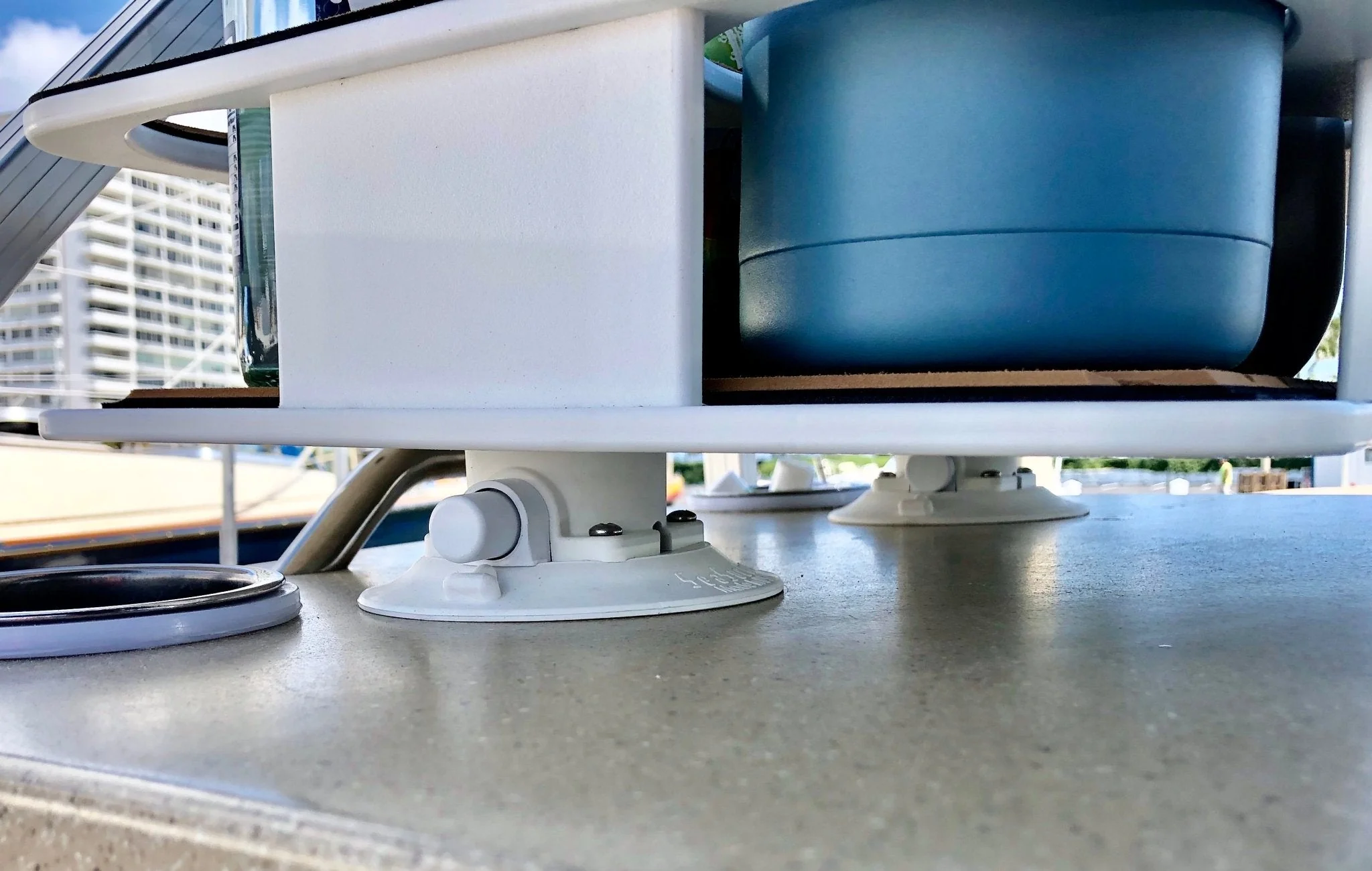 Docktail Boat Table Caddy with SeaSucker Vacuum Mounts - Image 15