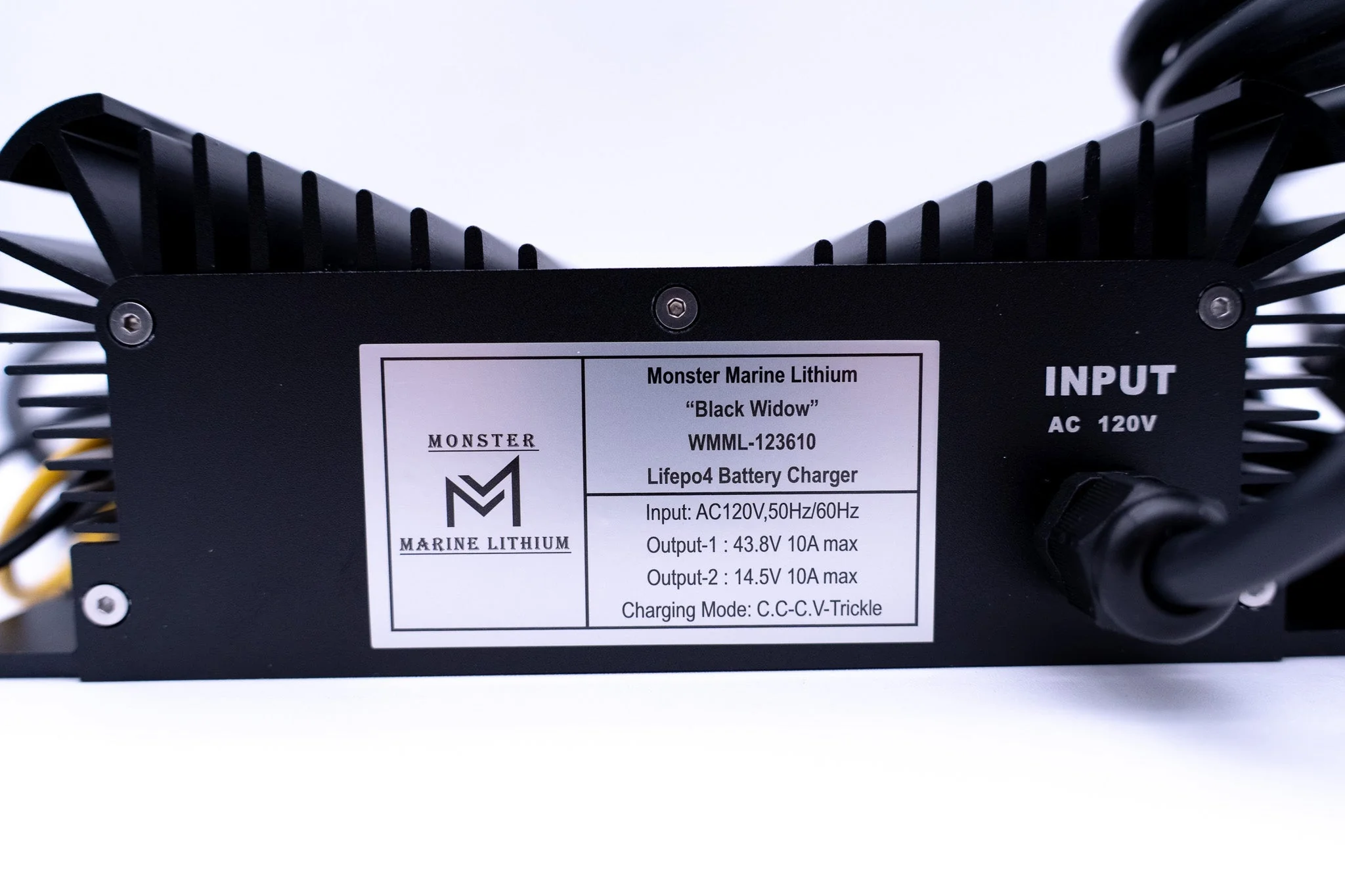 Dual 12v & 36v marine waterproof Lead/AGM/Lithium charger - Image 4