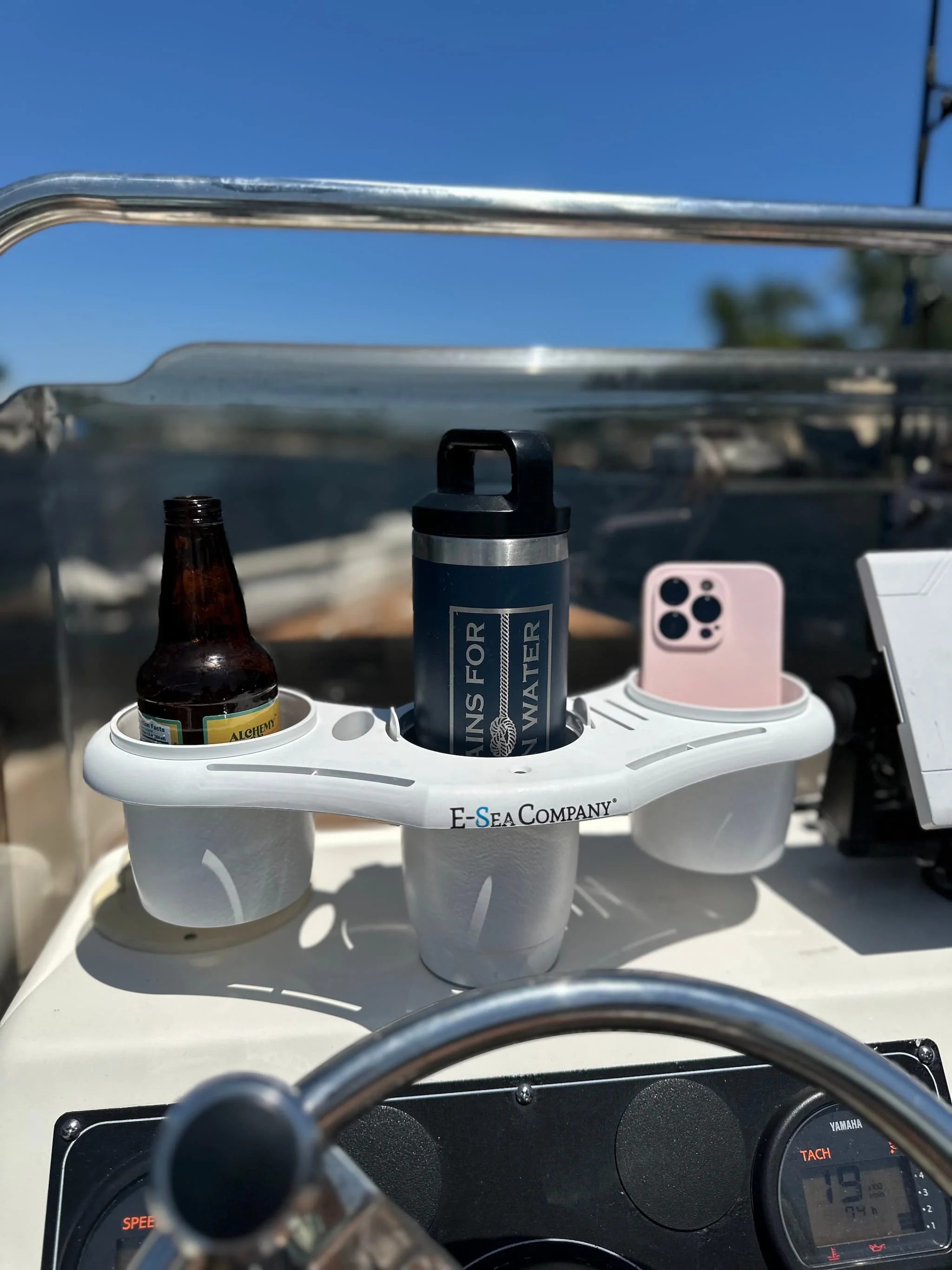 E-Sea Caddy Pro- Multi Cup Suction Mounted Drink Holder-White - Image 6