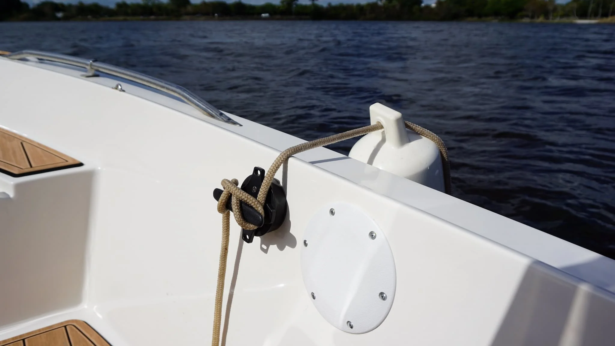 E-Sea Cleat-Suction Mounted Utility Cleat - Image 3