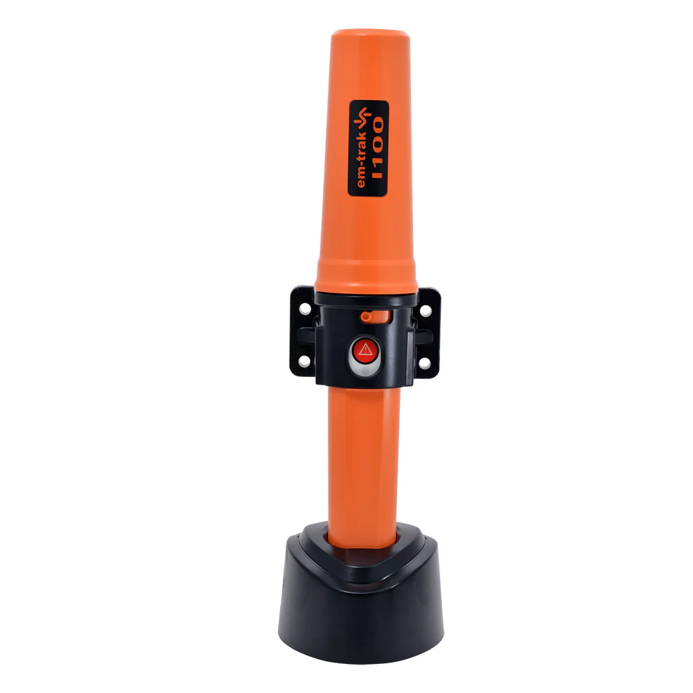 em-trak I100-X Small Vessel Tracker [417-0077]