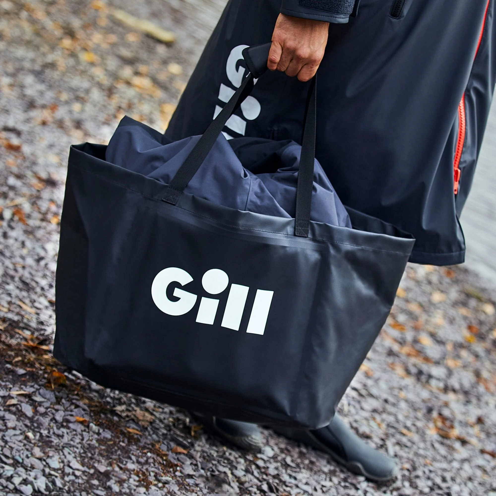 Gill Changing Mat & Wet Bag - Image 2