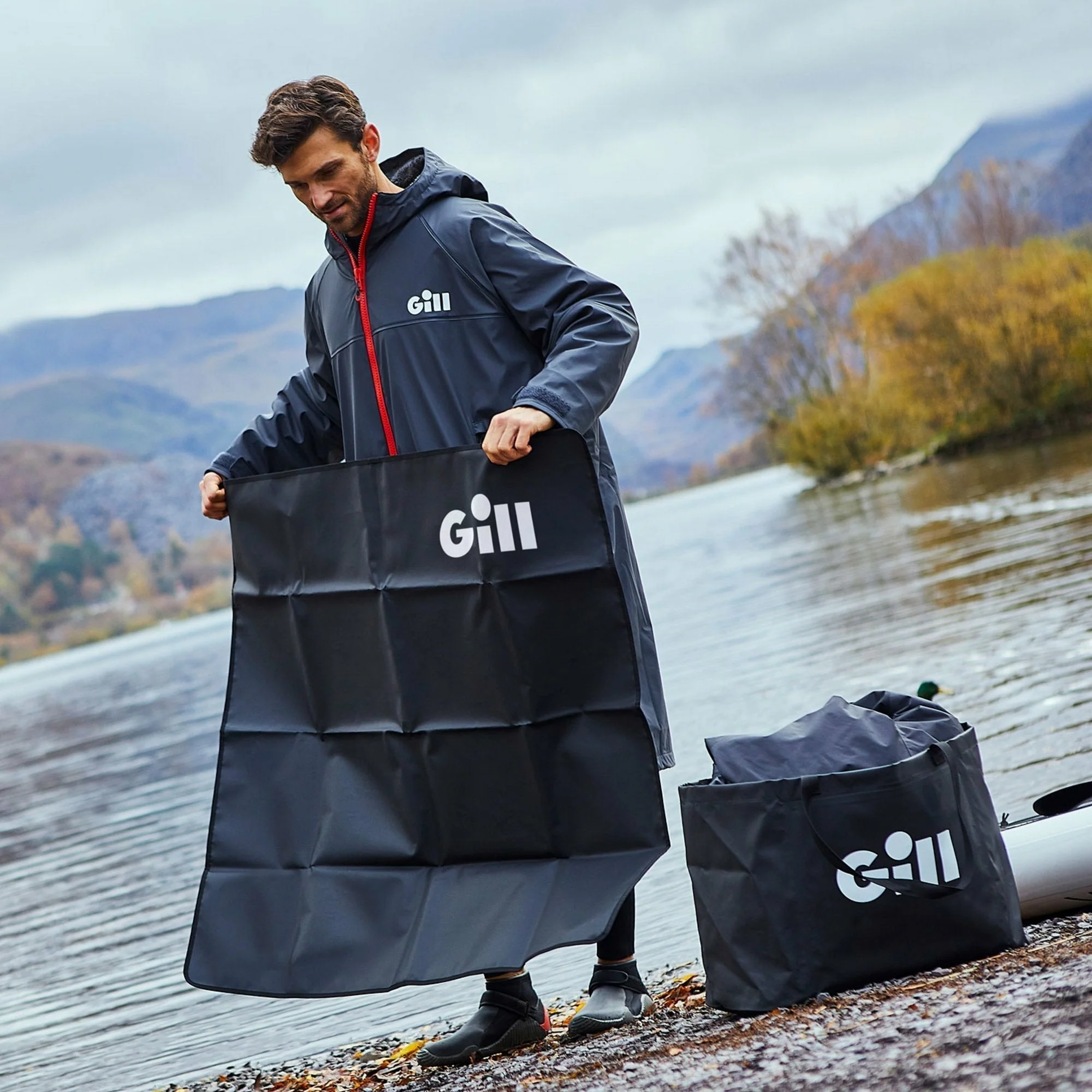 Gill Changing Mat & Wet Bag - Image 4
