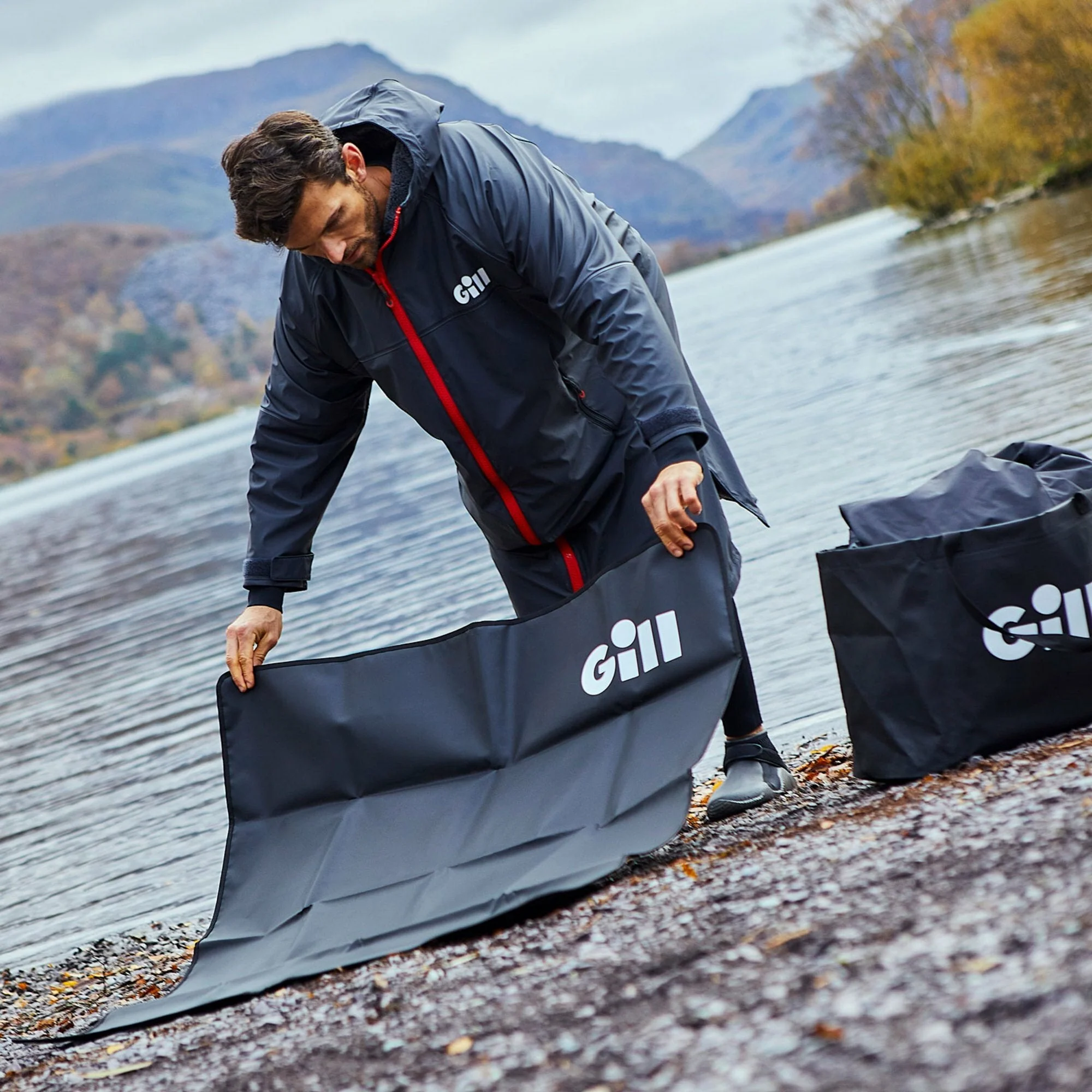 Gill Changing Mat & Wet Bag - Image 5