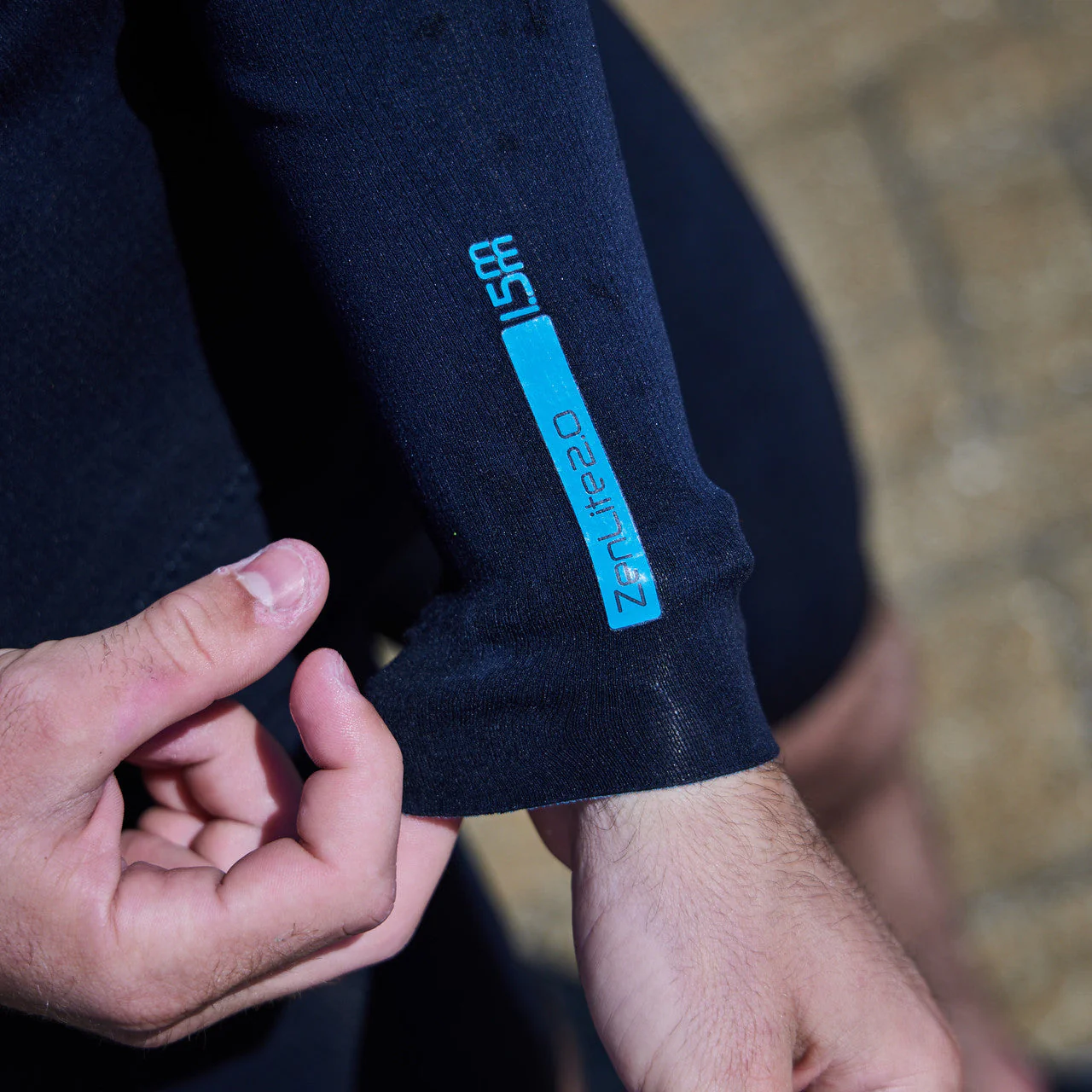 Gill Men's ZenLite 2.0 Top - Image 10