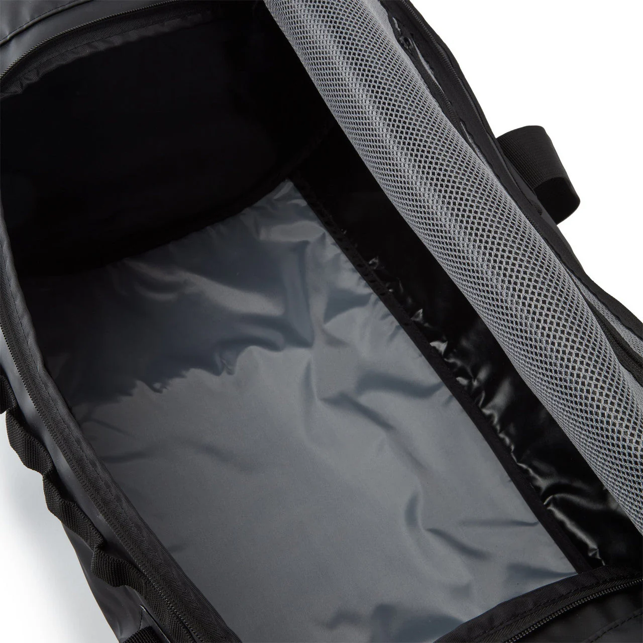 Gill Tarp Barrel Bag 60L - Image 4