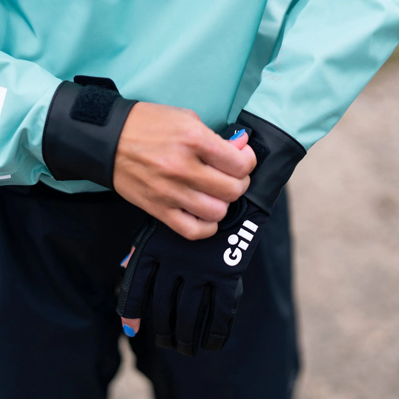 Gill Verso Lite Smock - Image 11