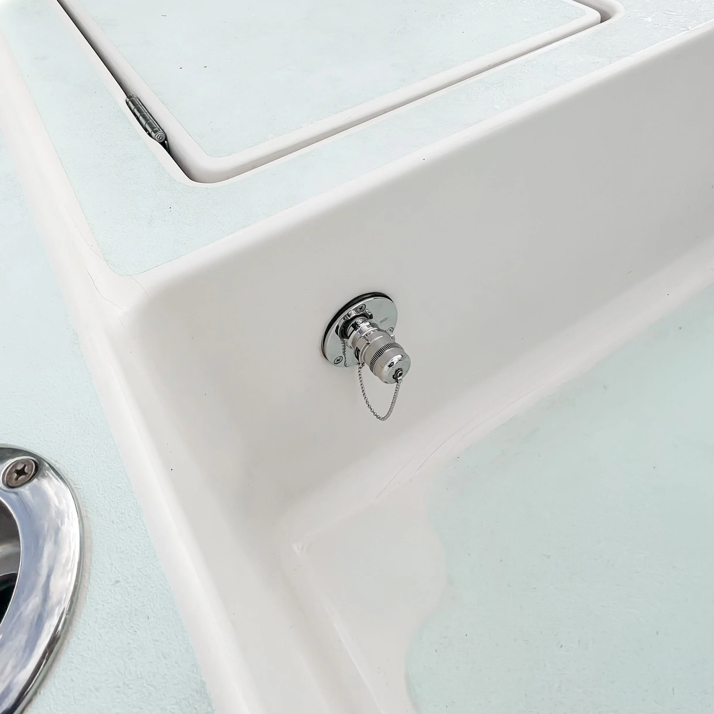 Quick Connect Water Fitting - Image 2
