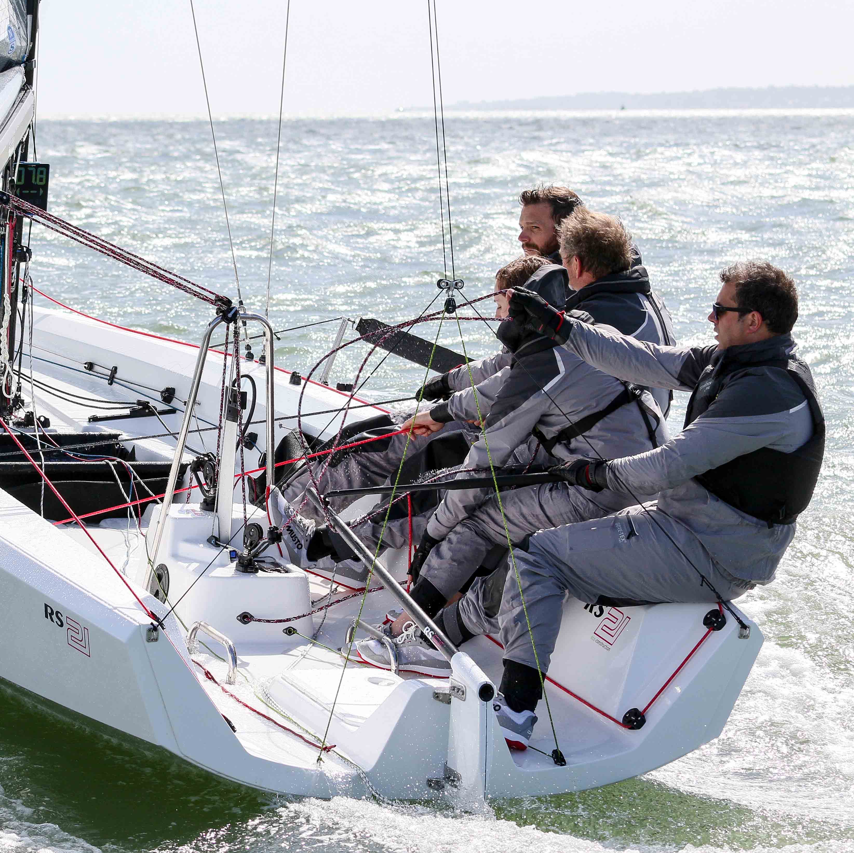 Spinlock Foil PFD - Image 4