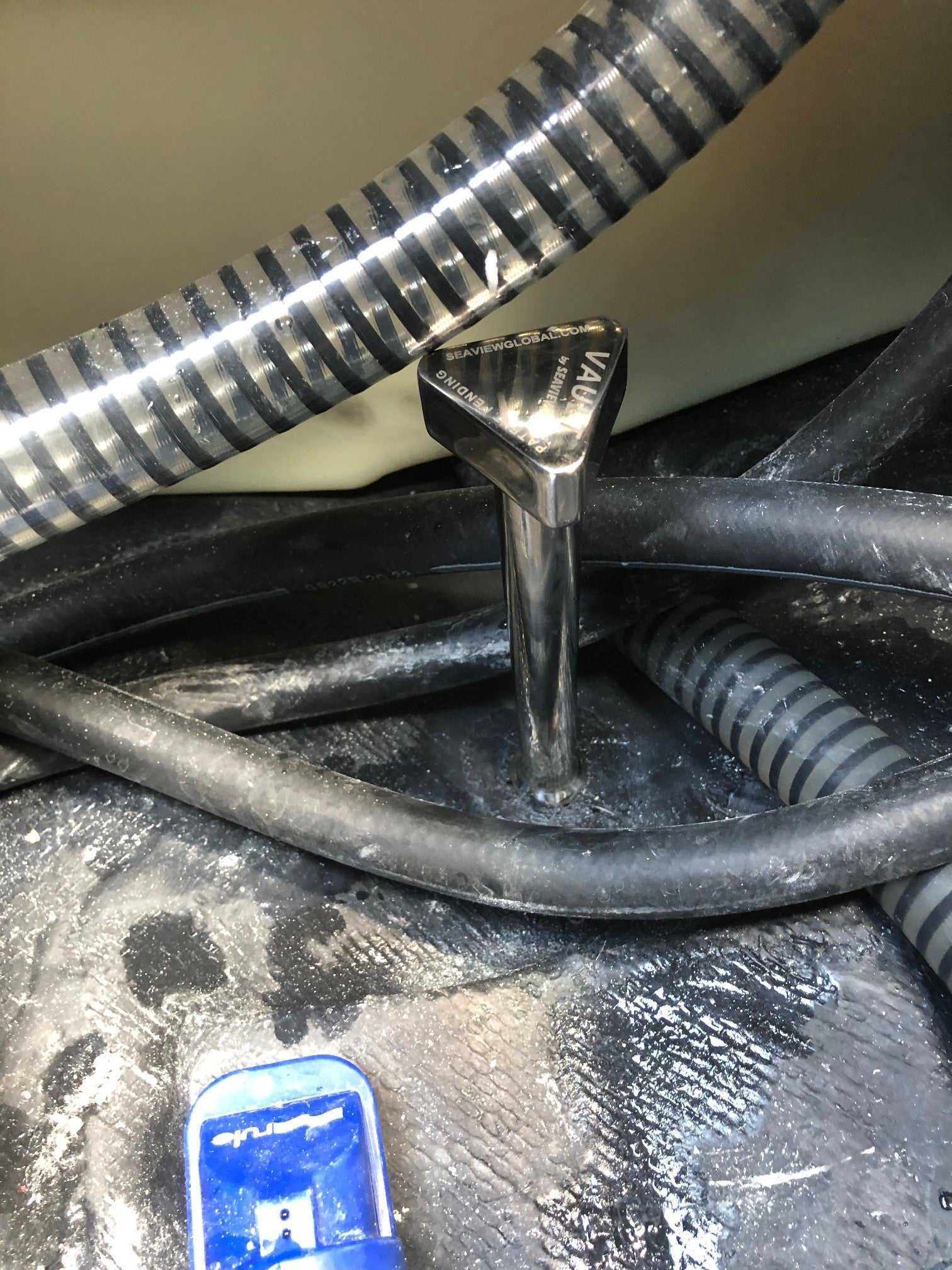 Vault Pro Center Drain Plug (S.S.) - Image 3